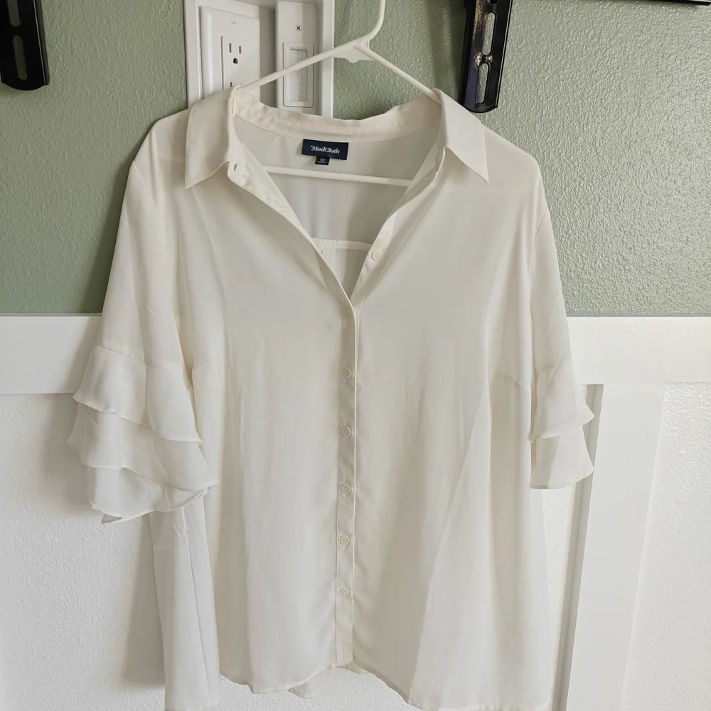 Modcloth Cream Ruffled Flutter Sleeve Blouse - Picture 1 of 7